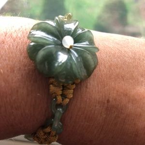 Jade Bracelet crocheted with pull tie to fasten